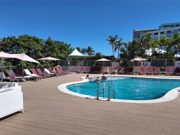 5225 Collins Ave 1204, Miami Beach FL 33140