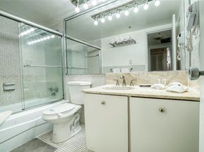 5225 Collins Ave 1204, Miami Beach FL 33140