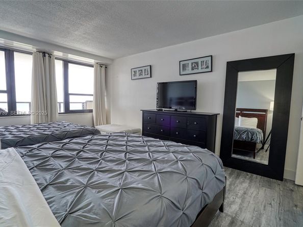 5225 Collins Ave 1204, Miami Beach FL 33140