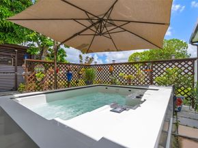 19725 NW 32nd Ct, Miami Gardens FL 33056