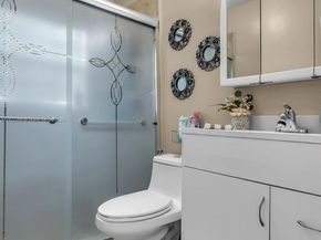 19725 NW 32nd Ct, Miami Gardens FL 33056