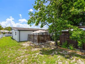 19725 NW 32nd Ct, Miami Gardens FL 33056