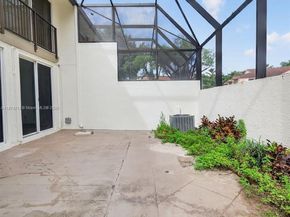 10275 NW 46th St, Doral FL 33178