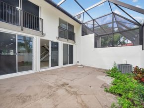 10275 NW 46th St, Doral FL 33178