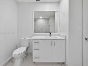 10275 NW 46th St, Doral FL 33178