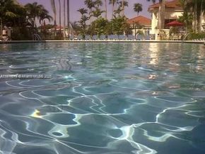 10275 NW 46th St, Doral FL 33178