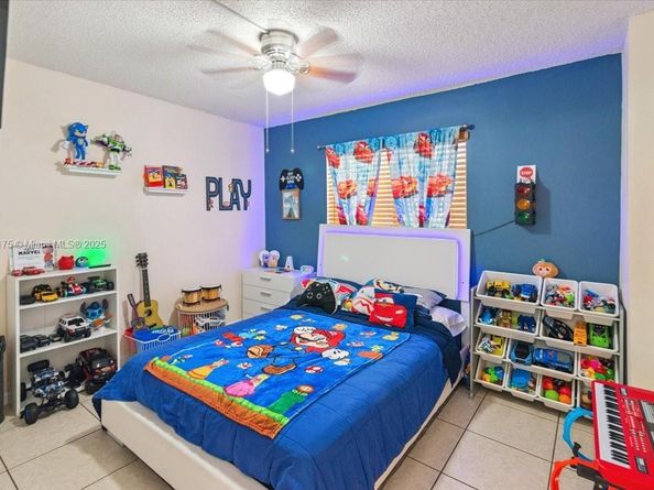17000 NW 67th Ave 347, Hialeah FL 33015