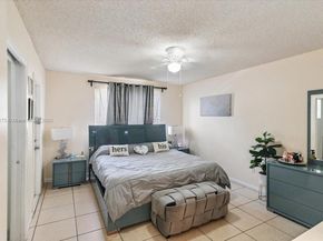 17000 NW 67th Ave 347, Hialeah FL 33015