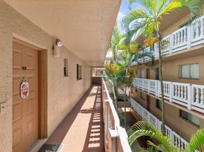 17000 NW 67th Ave 347, Hialeah FL 33015