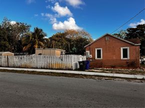 1023 N 25th Ave, Hollywood FL 33020