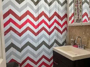 1023 N 25th Ave, Hollywood FL 33020