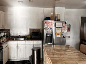 1023 N 25th Ave, Hollywood FL 33020