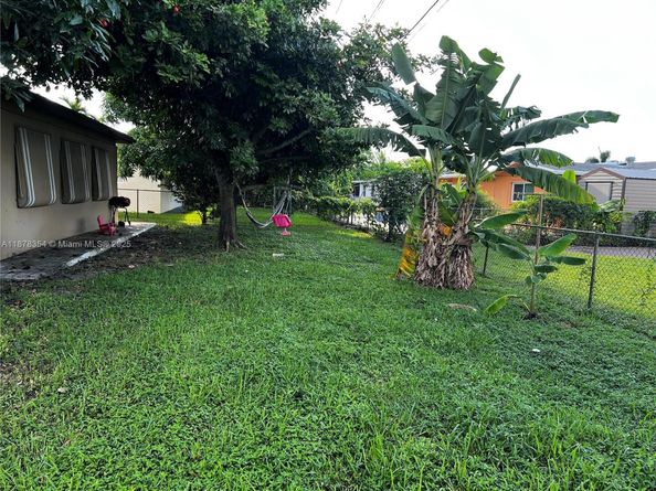 4711 NW 19th Ct, Lauderhill FL 33313