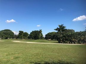 1700 Pierce St 202, Hollywood FL 33020