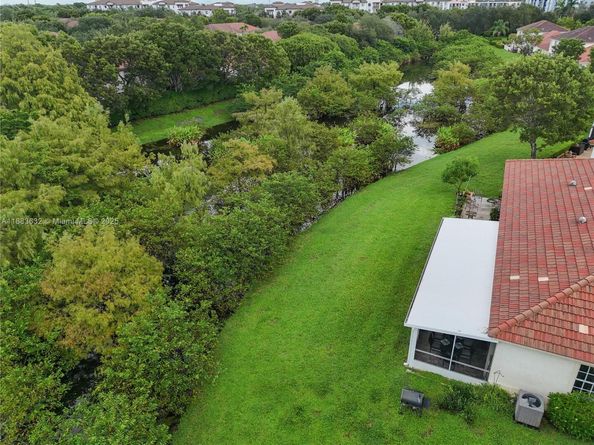 1706 NW 78th Way, Pembroke Pines FL 33024