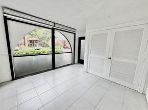 8632 NW 34th Pl C102, Sunrise FL 33351