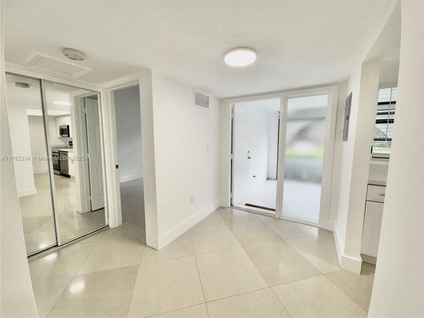 8632 NW 34th Pl C102, Sunrise FL 33351