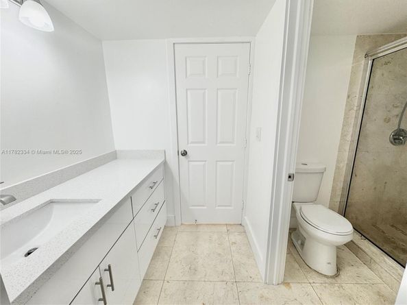 8632 NW 34th Pl C102, Sunrise FL 33351