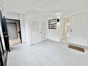 8632 NW 34th Pl C102, Sunrise FL 33351