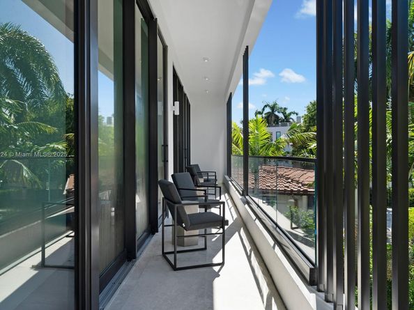 291 Palm Ave, Miami Beach FL 33139