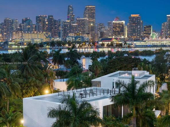 291 Palm Ave, Miami Beach FL 33139
