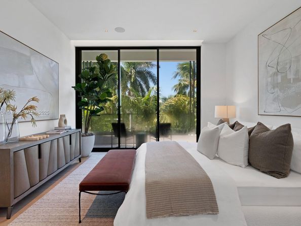 291 Palm Ave, Miami Beach FL 33139