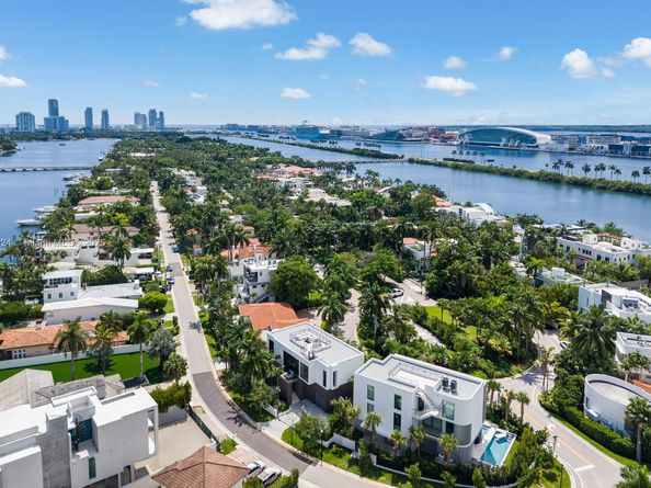 291 Palm Ave, Miami Beach FL 33139