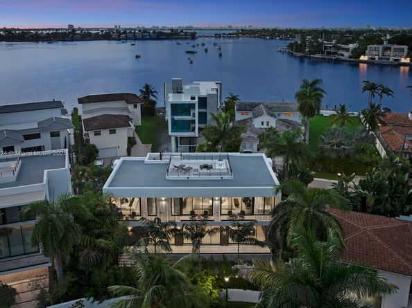 291 Palm Ave, Miami Beach FL 33139