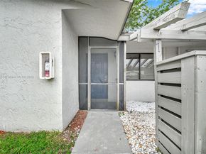 453 Lakeview Dr 1, Weston FL 33326