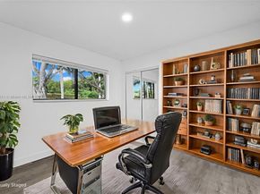 453 Lakeview Dr 1, Weston FL 33326