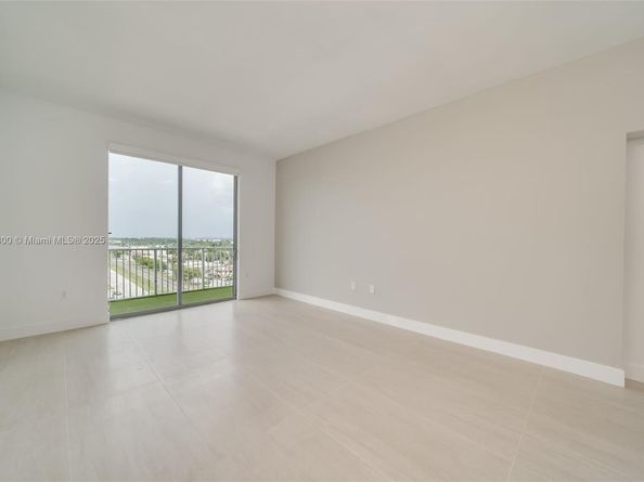 140 S Dixie Hwy 1007, Hollywood FL 33020