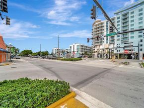 140 S Dixie Hwy 1007, Hollywood FL 33020