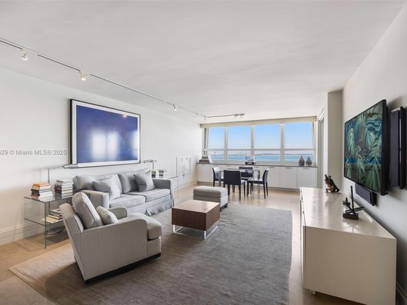 3 Grove Isle Dr C1603, Coconut Grove FL 33133