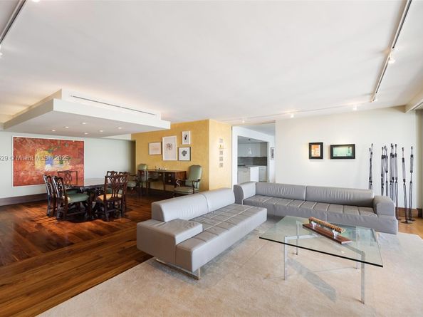 3 Grove Isle Dr C1603, Coconut Grove FL 33133