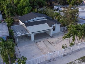 2429 NW 86th St, Miami FL 33147
