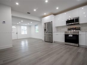 2429 NW 86th St, Miami FL 33147