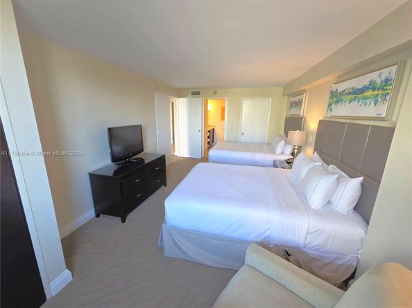 2670 E Sunrise Blvd 315, Fort Lauderdale FL 33304