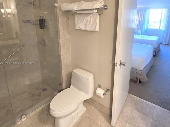 2670 E Sunrise Blvd 315, Fort Lauderdale FL 33304