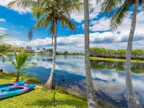 214 SW 180th Ave, Pembroke Pines FL 33029