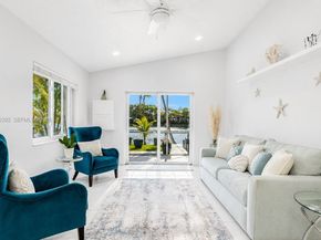 214 SW 180th Ave, Pembroke Pines FL 33029
