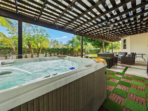 16818 SW 16th St, Pembroke Pines FL 33027