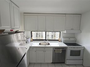 17011 N Bay Rd 912, Sunny Isles Beach FL 33160