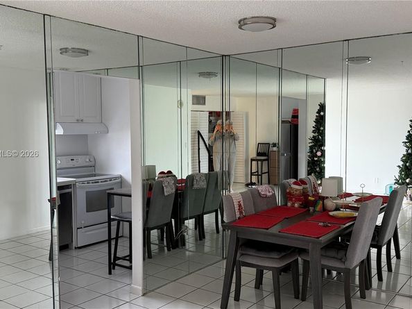 17011 N Bay Rd 912, Sunny Isles Beach FL 33160