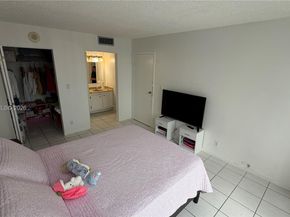 17011 N Bay Rd 912, Sunny Isles Beach FL 33160