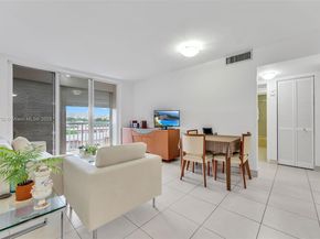 3661 SW 9th Ter 402, Miami FL 33135