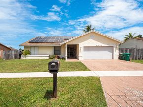7921 NW 90th Ave, Tamarac FL 33321