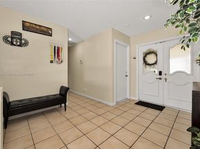 7921 NW 90th Ave, Tamarac FL 33321