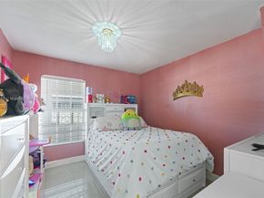 3151 NW 59th St, Miami FL 33142