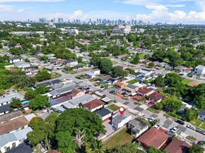 3151 NW 59th St, Miami FL 33142