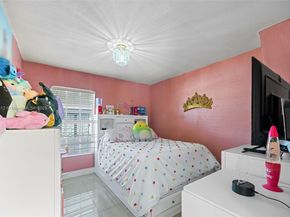 3151 NW 59th St, Miami FL 33142